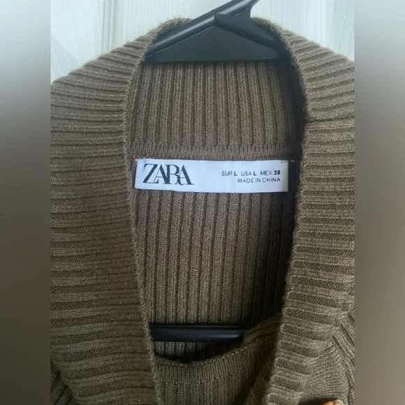 Zara Cut Out Sweater Olive green Large - Picture 3 of 8